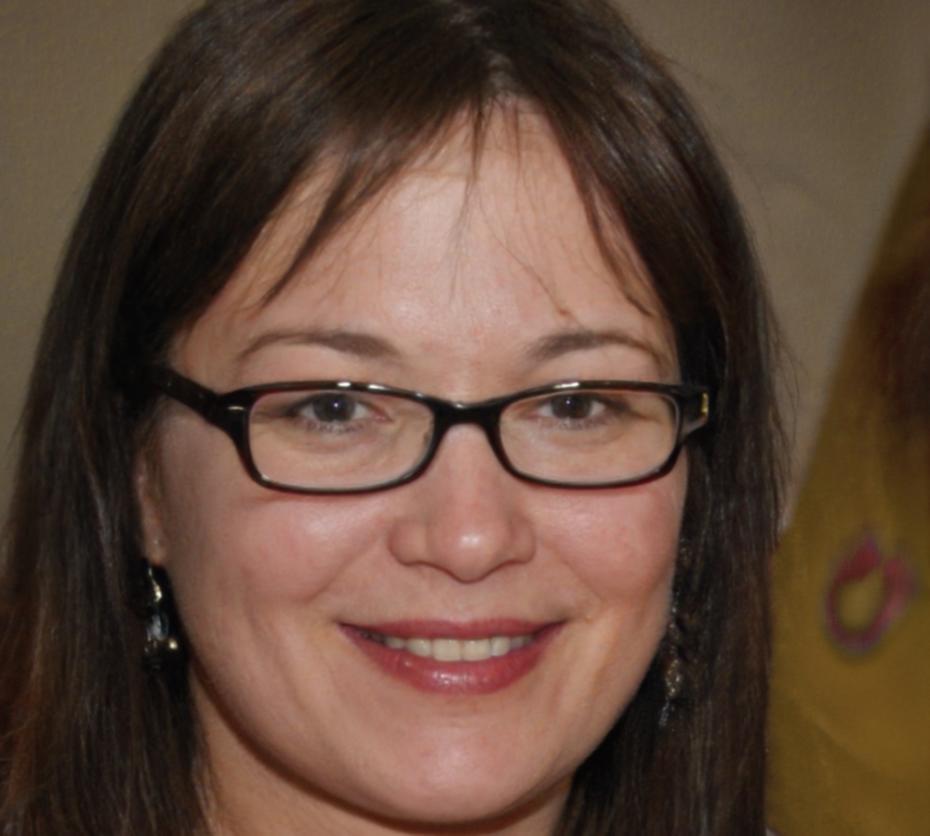 Портрет Олени Кравець - випускниці курсу